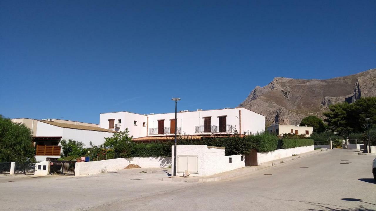 Villetta Con Giardino Mandarino Macari Εξωτερικό φωτογραφία