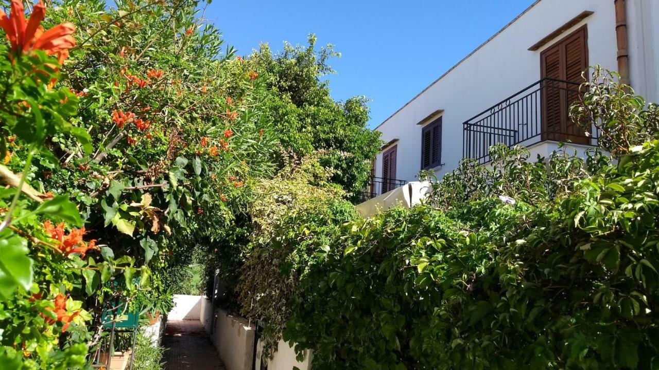 Villetta Con Giardino Mandarino Macari Εξωτερικό φωτογραφία